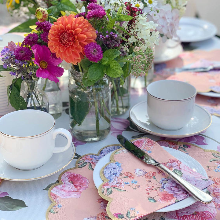 Vintage Style Peach Scalloped Paper Napkins