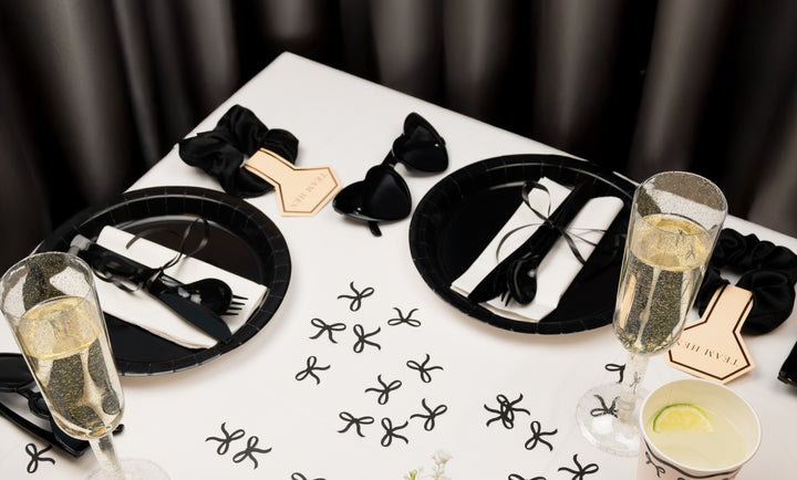 Tying The Knot Tableware Set | 8 Persons